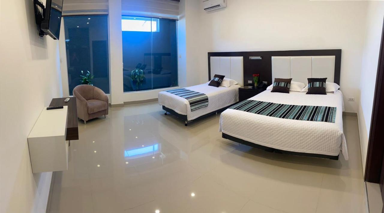 Hotel Innova Тариха Екстериор снимка