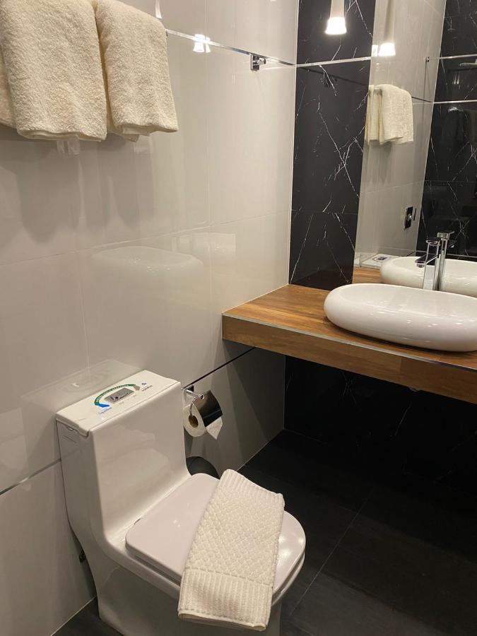 Hotel Innova Тариха Екстериор снимка